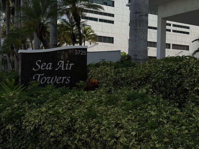 Sea Air Towers  photo 3